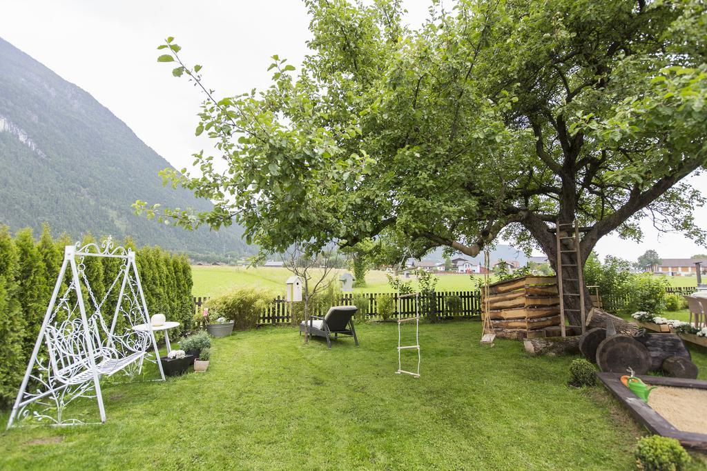 Forest Chalet, 15 Min To Salzburg Olt Town, And Most Beautiful Lakes, Secluded Location, 1,000 Sqm Garden, Mountainview, Panorama Sauna, Bath Whirlpool, Bbq&Bikes&Sunbeds For Free, Up To 10 P Golling an der Salzach Ngoại thất bức ảnh