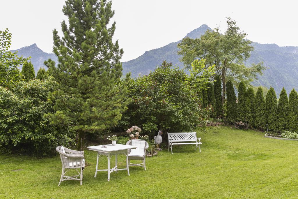 Forest Chalet, 15 Min To Salzburg Olt Town, And Most Beautiful Lakes, Secluded Location, 1,000 Sqm Garden, Mountainview, Panorama Sauna, Bath Whirlpool, Bbq&Bikes&Sunbeds For Free, Up To 10 P Golling an der Salzach Ngoại thất bức ảnh
