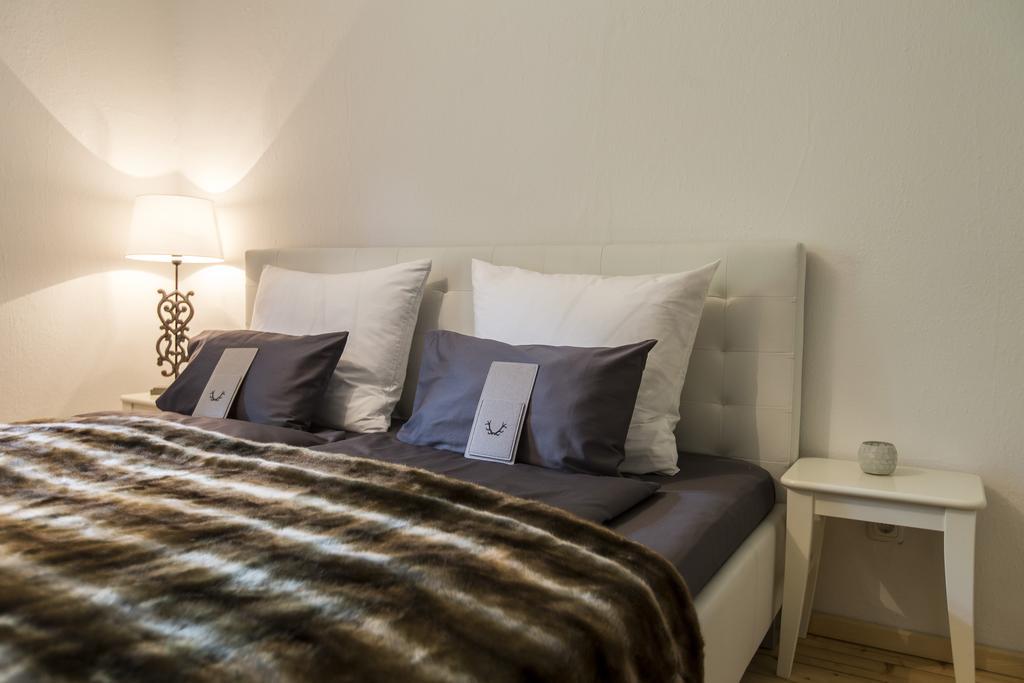 Forest Chalet, 15 Min To Salzburg Olt Town, And Most Beautiful Lakes, Secluded Location, 1,000 Sqm Garden, Mountainview, Panorama Sauna, Bath Whirlpool, Bbq&Bikes&Sunbeds For Free, Up To 10 P Golling an der Salzach Phòng bức ảnh