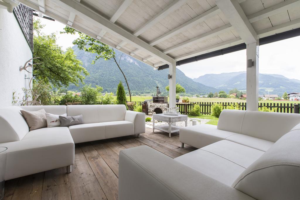 Forest Chalet, 15 Min To Salzburg Olt Town, And Most Beautiful Lakes, Secluded Location, 1,000 Sqm Garden, Mountainview, Panorama Sauna, Bath Whirlpool, Bbq&Bikes&Sunbeds For Free, Up To 10 P Golling an der Salzach Phòng bức ảnh